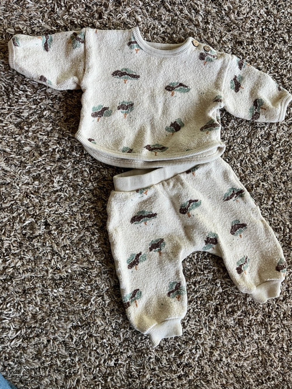 Cozy Sustainable Tree Print Baby Matching Set - Brand: PLAY UP